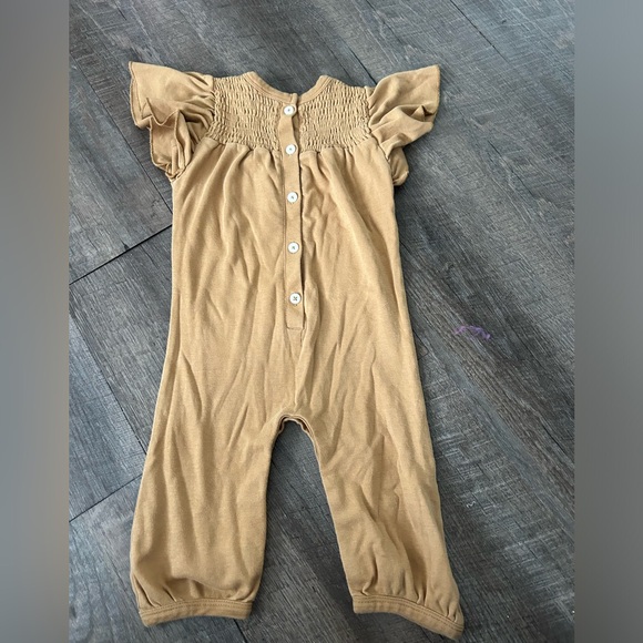 Kate Quinn jumpsuit - Picture 2 of 3